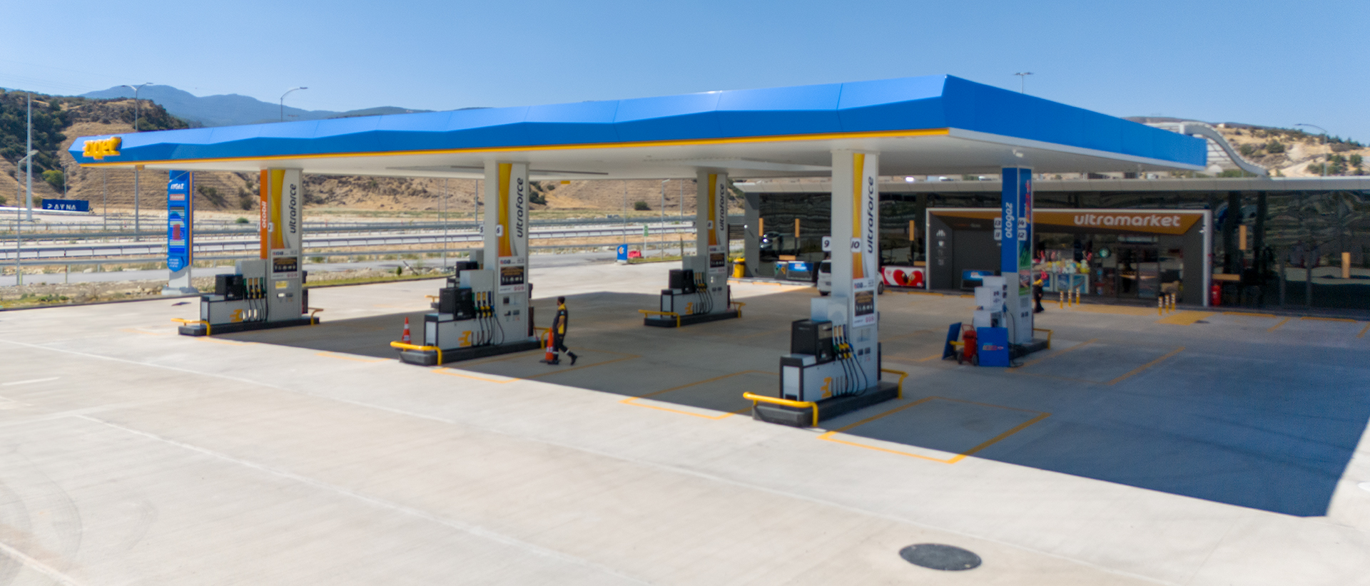 New Highway Service Station Now Open